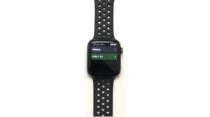 Apple Watch Series 4（GPSモデル）でリマインダーを確認している画像